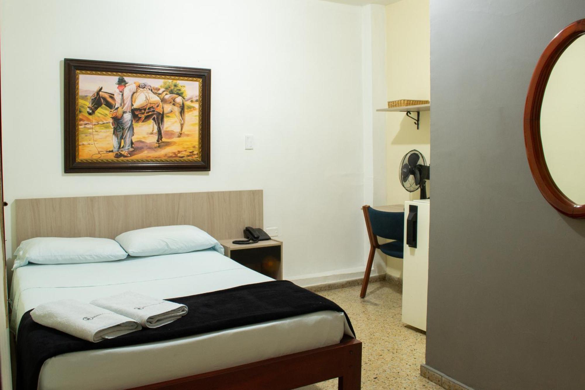 Hotel Caldas Plaza Zewnętrze zdjęcie